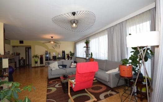 Flat for sale  2 bedrooms 132 m², 380000 €