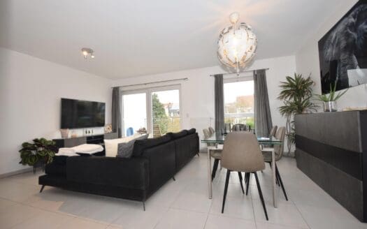 Flat for sale  2 bedrooms 89.98 m², 340000 €