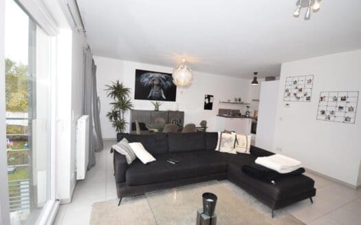 Flat for sale  2 bedrooms 89.98 m², 340000 €