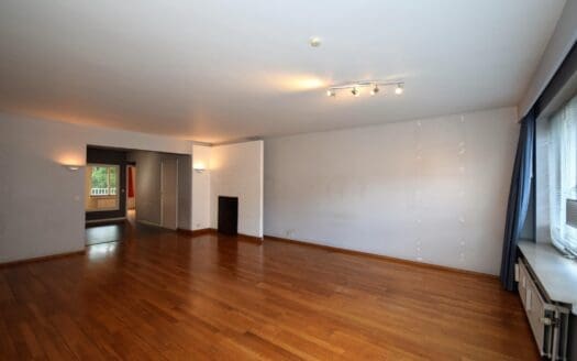 Flat for sale  3 bedrooms 130 m², 415000 €