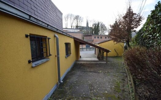 House for sale  2 bedrooms 150 m², 350000 €