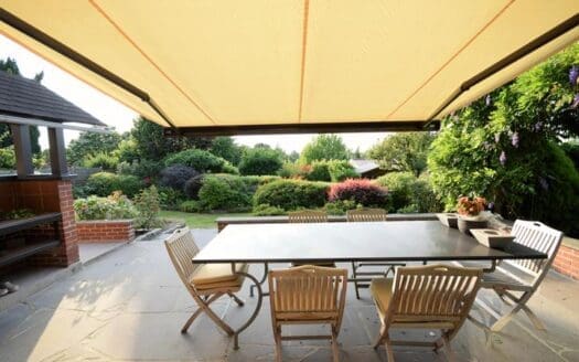 House for sale  3 bedrooms 250 m², 545000 €