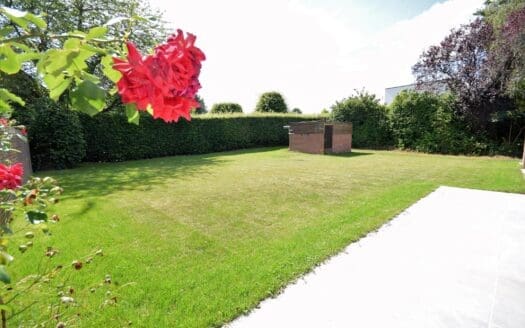 House for sale  4 bedrooms 182 m², 600000 €