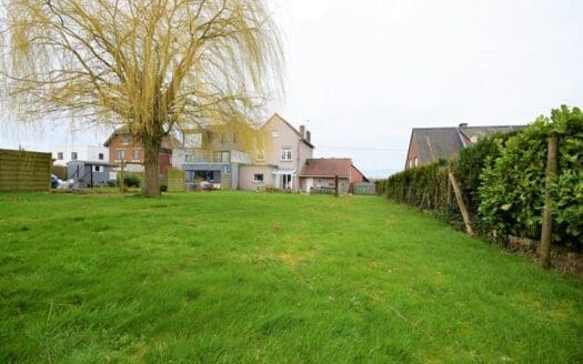 House for sale  4 bedrooms 210 m², 455000 €