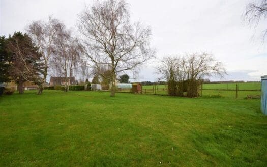 House for sale  4 bedrooms 210 m², 455000 €