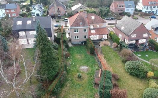 House for sale  4 bedrooms 255 m², 500000 €