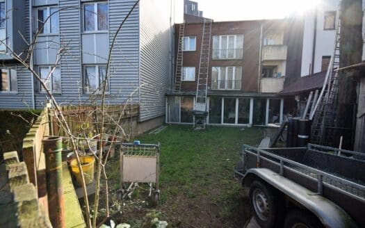 House for sale  5 bedrooms 310 m², 680000 €