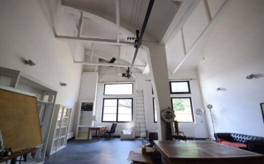 Flat for sale  2 bedrooms 110 m², 350000 €