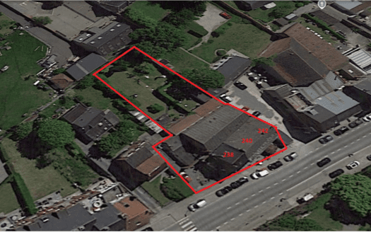 House for sale  4 bedrooms 363 m², 500000 €