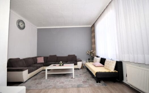 Flat for sale  4 bedrooms 100 m², 260000 €