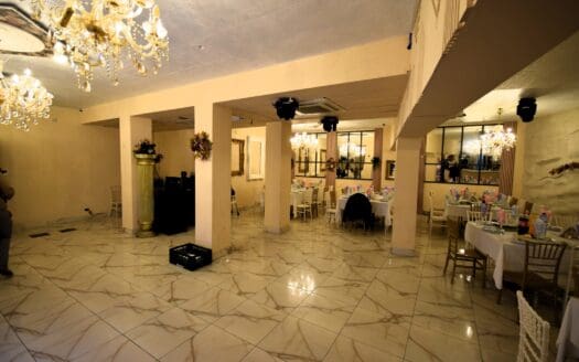 Huis te koop  6 slaapkamers 326 m², 1050000 €