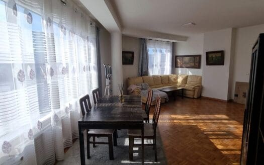 Appartement à vendre  2 chambres 90 m², 227000 €