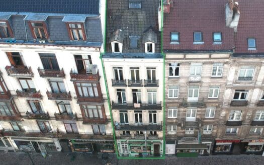 House for sale  10 bedrooms 654 m², 1200000 €