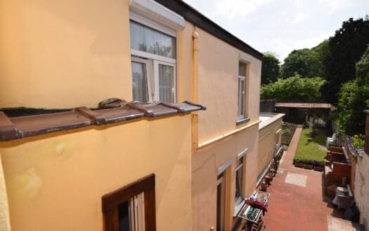 Huis te koop  4 slaapkamers 210 m², 485000 €